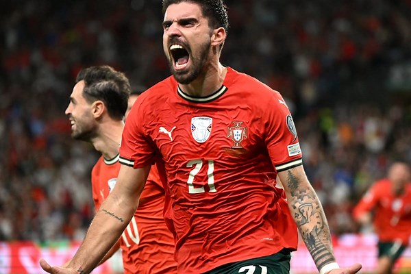 Wolves hero Ruben Neves ends Manchester United speculation by making Saudi Pro League decision