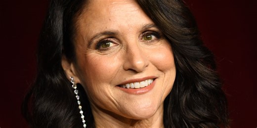 Julia Louis-Dreyfus Recalls 'Cringey' First ‘Saturday Night Live’ Rehearsal