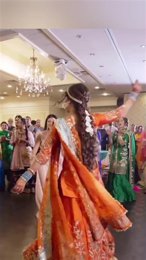 Stunning Wedding Dance Performance Ideas
