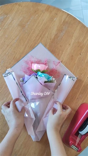 280K views · 6.5K reactions | Satin roses bouquet #satinroses #satinribbonflower #ribbonflowers #satinflower #ribbonroses #satinribbon #ribbon | Shanley Diy | Facebook