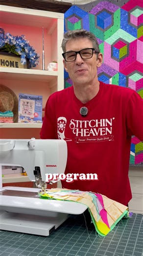 5 Sewing Machine Hacks For Quilters 💡 Want more quilting hacks like these? Follow so you never miss a single tip! #quilting #sewingtips #quiltcommunity #quiltinghacks