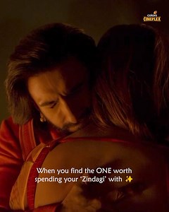 Zindagi aur kuch bhi nahi, teri meri kahaani hai. 🌹🥰🫂 Ranveer Singh Alia Bhatt Dharmendra Deol Shabana Azmi #RanveerSingh #AliaBhatt #DharmendraDeol #ShabanaAzmi #RockyAurRaniKiPremKahaani #Romance #Comedy #Drama #Superhit #BollywoodMovie #ColorsCineplex | Colors Cineplex