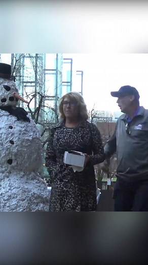 TikTok Snowman #Scarysnowman #Funny #Scream