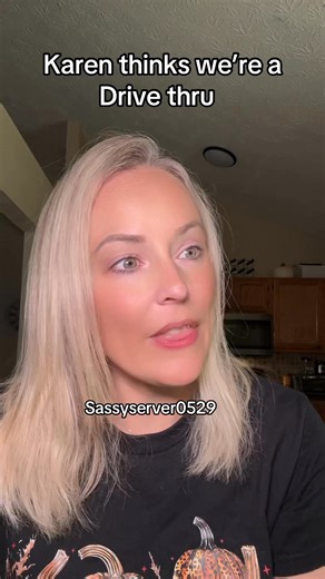 Karen treats high end restaurant like a drive thru 😤 #restaurantskit #serverlife #serverstories #serverproblems #karen #restaurantlife #service #restaurant #Server | Stephanie Carlisle