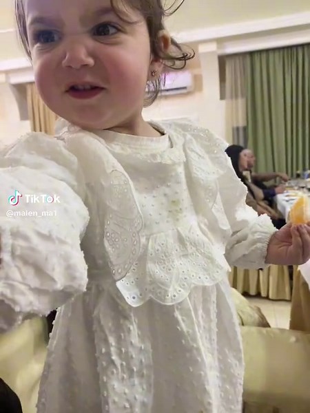 Hilarious Call Me Maybe Parody | Malena_