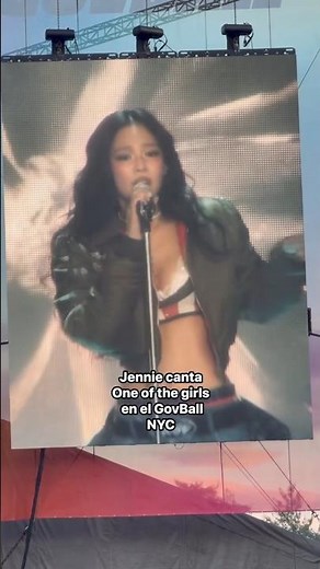 Jennie performs One of The Girls (Live) by The Weeknd 😍 #jennie #kpop #xo #oneofthegirls #theweeknd