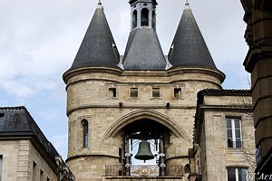 Grosse Cloche (Big Bell) in Bordeaux, France