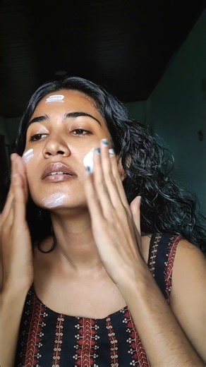 Everyday Morning Skincare Routine | Glowing Skin Everyday #dailyskincare #glowingskin #beautyvlog