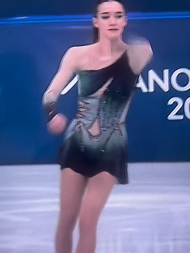 Best figure skating routine of all time @nbcolympics #laranakigutmann #jaws #figureskating #olympics