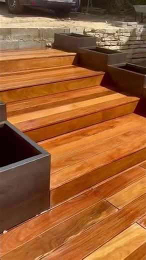Jardinières en Corten et Escalier bois sur mesure par Realtek FR