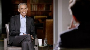 125K views · 5.5K reactions | TONIGHT! President Barack Obama tells Stephen Colbert what was going through his mind during that infamous Oval Office photo opp. Tune in tonight at 11:35pm ET/PT on CBS and CBS All Access for more of this incredible interview! #ObamaOnLSSC | The Late Show with Stephen Colbert | Facebook