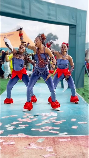 This day showed me I’m stronger than I thought 🥲😂… if I didn’t faint here, I doubt I ever will! Leticia Powers Ruth Powers #freels#viralreels #explore #dancechallenge #gratitude#Ukwuani #trendingreels #nancypowers #facebookreels | Nancy Powers