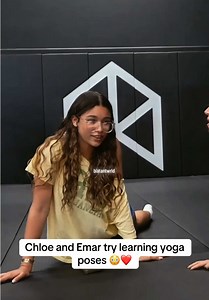 Chloe and Emar try learning yoga poses 😳❤️ #chloeparker #emar #twitchclips #yoga #fyp @Chloe Parker @Ty lee