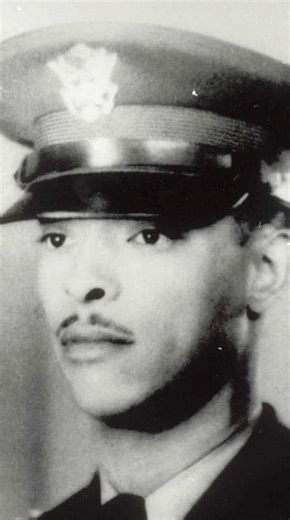 “Give Them Hell”: John Fox’s Medal of Honor Sacrifice in WWII On December 26, 1944, during the bitter fighting in Italy, U.S. Army First Lieutenant John Fox was serving as a forward observer attached to the 598th Field Artillery Battalion, 366th Infantry Regiment, 92nd Infantry Division. What began as a quiet Christmas night quickly turned into a nightmare when German forces infiltrated the town under cover of darkness, many disguised as civilians. By early morning, coordinated enemy attacks sup