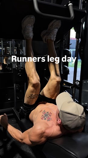 4 comments | Train with intensity… You should be walking out of the gym stumbling If you’re someone who is struggling with a set routine… I’ve created a free guide that’ll help you lean out by training hybrid, if you want this guide… Comment the word “shred guide” Don’t forget to drop a follow @jackhart02 | Jack Hartford | Facebook