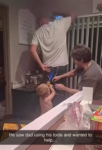 Funny moments between dad and baby 🤣🤣🤣#funny #baby #dad #funnybaby #funnydad #dadlife #daddy #father #babiesoftiktok #kidsoftiktok #dadsoftiktok #foryou #usa🇺🇸