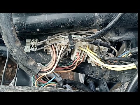 Accessory light wiring on a heritage Softail 1986-99.
