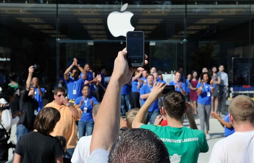 10 Great Companies That Came Back from the Brink of Death