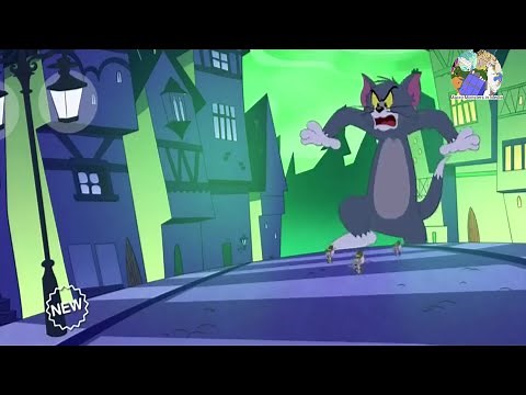 MEGA Tom GROWTH and Rampage with Papa Mouse MACRO Blink Moment