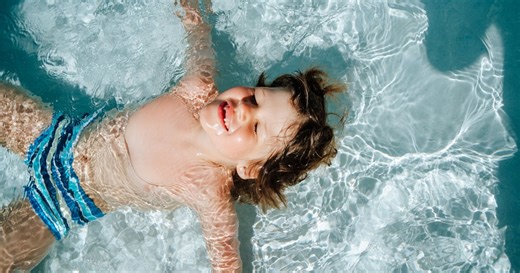 A quel âge peut-on laisser un enfant dans une piscine sans surveillance ?