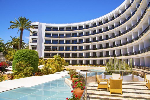 It’s Definitely Possible to Live in a Hotel Long-Term. Here’s How.