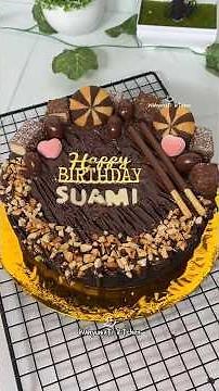 How to make a simple birthday cake #cakedecorating #brownies #birthdaycake #cake