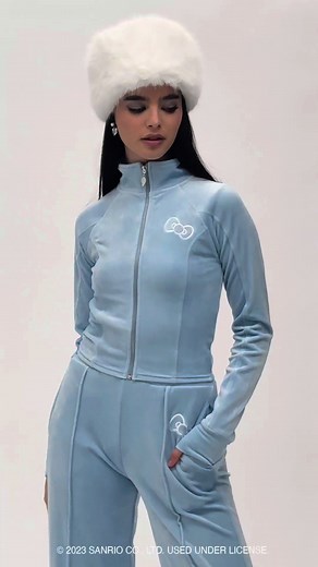 Just in time for the holidays 🩵🪽✨ Forever 21 x @HelloKitty and Friends Holiday collection out now online in-store ✨#f21xHelloKitty