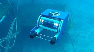 Roboter: Open-Source-Roboter Open ROV taucht bis in 100 Meter Tiefe - Golem.de