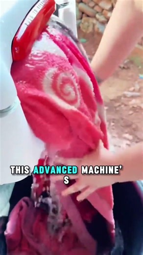 The Blanket Wringer Machine is a professional laundry tool designed to easily wring heavy blankets,