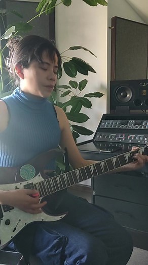.... .... ... New Song... pronto.