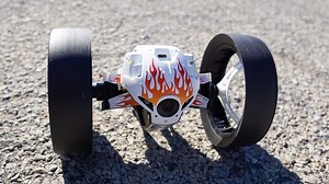 Parrot MiniDrone in Action