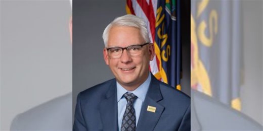 Incumbent Curt Skoog reelected mayor of Overland Park