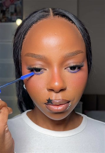 ★ remixing my makeup on a good day always ★ @NARS Cosmetics light reflecting primer @DanessaMyricksBeauty liquid blurring balm spray @Makeup Revolution skin silk foundation - f13.5 @Fenty Beauty match stix contour skin stick - espresso Nars the multiple - fling Fenty hydrating concealer - 400n & 360w @Laura Mercier ultra blur powder - translucent @Benefit Cosmetics UK hoola bronzer - toasted @Armani beauty luminous silk skin blush - amore Lashes from amazon - DYSILK, style: 5 pairs 09 @Maybellin