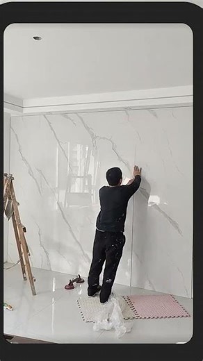 Beautifying the living room wall for a stylish and welcoming look