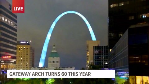 Wrinkles delayed Arch construction in October 1964