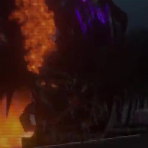 ES CINE 🔥 (tuve errores al exportarlo) #viral #flyp #ponmeenparati #skibiditoilet