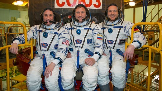 Follow the launch and docking of ESA astronaut Alexander Gerst