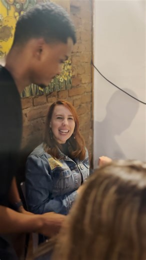 Deck Restô on Instagram: "Quando o clima esfria, nada melhor do que uma massa deliciosa pra aquecer, concorda? 🍝✨ E se vier acompanhada de uma taça de vinho tinto, fica simplesmente perfeita. 🍷 Aqui no Deck, nossas massas são frescas, com molhos feitos na casa e combinações irresistíveis. Vem curtir essa sexta-feira com a gente no Deck!"