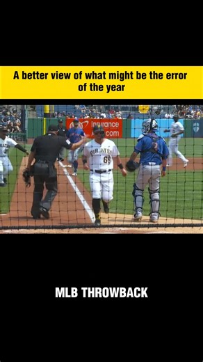 Do you agree this is the error of the year? (via mlberrors) #baseball #MLB #Throwback #MLBThrowback | MLB Throwbacks