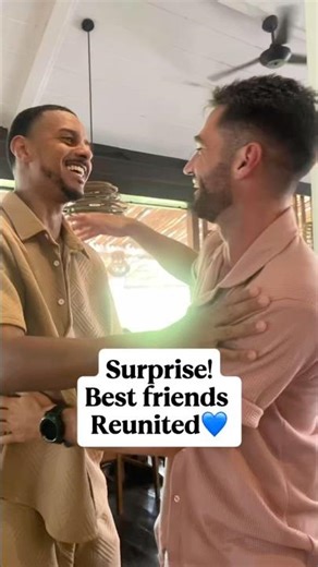 I surprised my best friend after YEARS apart 💙