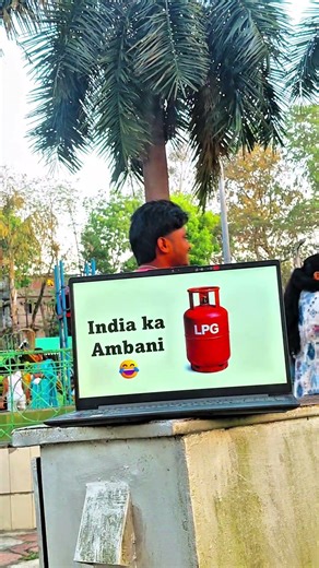 “Dil se Ambani, jeb se gareeb 😂🔥” #youtubeshorts #funnyshorts #desicomedy #viralshorts #memeshorts