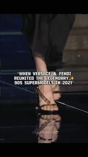 Versace 90s Supermodels ✨💯 #versace #fashion #model #runway #shorts