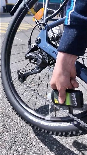 So ölst Du Deine Fahrradkette richtig – Schnell erklärt von Harzer E-Bike