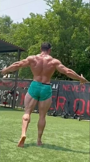 Logan Franklin Posing | Classic Physique | Mr Olympia 2024 #Loganfranklin #Ifbbpro #mrolympia2024