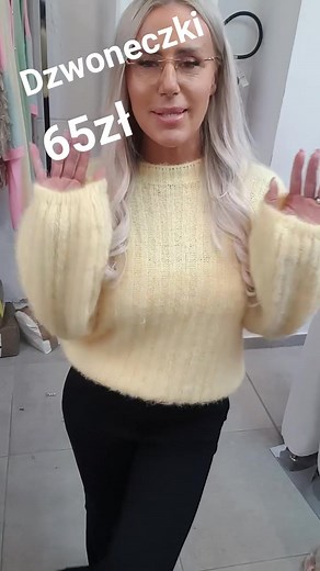 ♥♥ REZERWY ZOSTAŁY DOMÓWIONE, JEŚLI JESZCZE CHCECIE WPISUJCIE SIĘ ♥♥ 🇮🇹 MODOWE PEREŁKI Z WŁOCH 🇮🇹 0001 sweter Rękaw dzwoneczek, z dodatkiem welny 65 zł ✏ Oto dostępne warianty. ⏭ biore 0001 bez ⏭ biore 0001 śmietanka ⏭ biore 0001 camel ⏭ biore 0001 fango ⏭ biore 0001 czarny ⏭ biore 0001 szary ⏭ biore 0001 grafit ⏭ biore 0001 ciemny grafit ⏭ biore 0001 puder ⏭ biore 0001 lila ⏭ biore 0001 fuksja ⏭ biore 0001 żółty ⏭ biore 0001 melange mięta ⏭ biore 0001 czerwony ⏭ biore 0001 bordo ⏭ biore 000