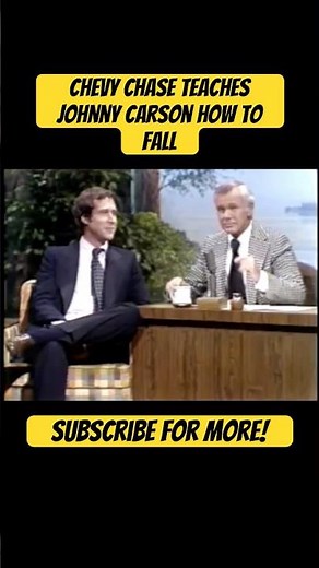 Chevy Chase Teaches Johnny Carson How To Fall On The Tonight Show #shorts #funny #comedy #tv #clips