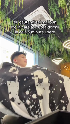 Cred ca dorm afr, programati va pe merooo #foryou #foryoupage #fyp #romania #barber