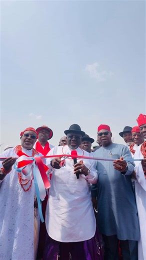 Rt. Hon Sheriff F.O Oborevwori on Instagram: "Today, in line with the second pillar of the More Agenda, which is Opportunities for All, I presented 60- 2025 model of Toyota Landcruiser Prado Sports Utility Vehicle (SUV) and 5 Toyota Landcruiser SUV to our revered traditional rulers at Government House, Asaba. The gesture is to enable them carry out their functions with greater ease and convenience, bearing in mind that most of them operate in very rural and rugged terrain. It is also a demonstra