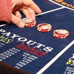 How to Play Let-It-Ride