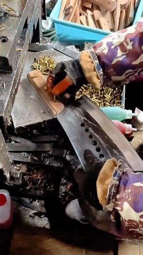 Precise Hand Assembly of a Curved Blade Handle with Traditional Fastening Pins #shorts